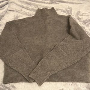 Zara mock neck sweater, woman’s size small